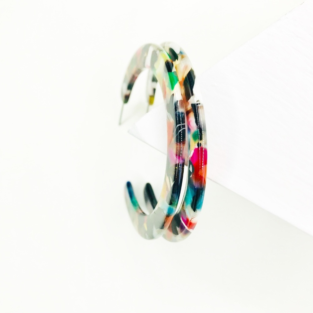 Hoop Earrings in Multicolor - Picture 7 of 7